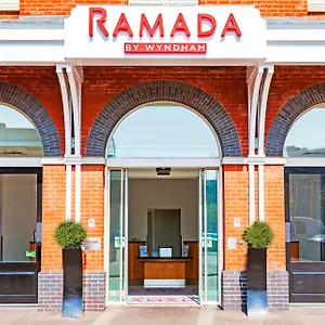 Ramada By Wyndham 3*, Belfast Birleşik Krallık